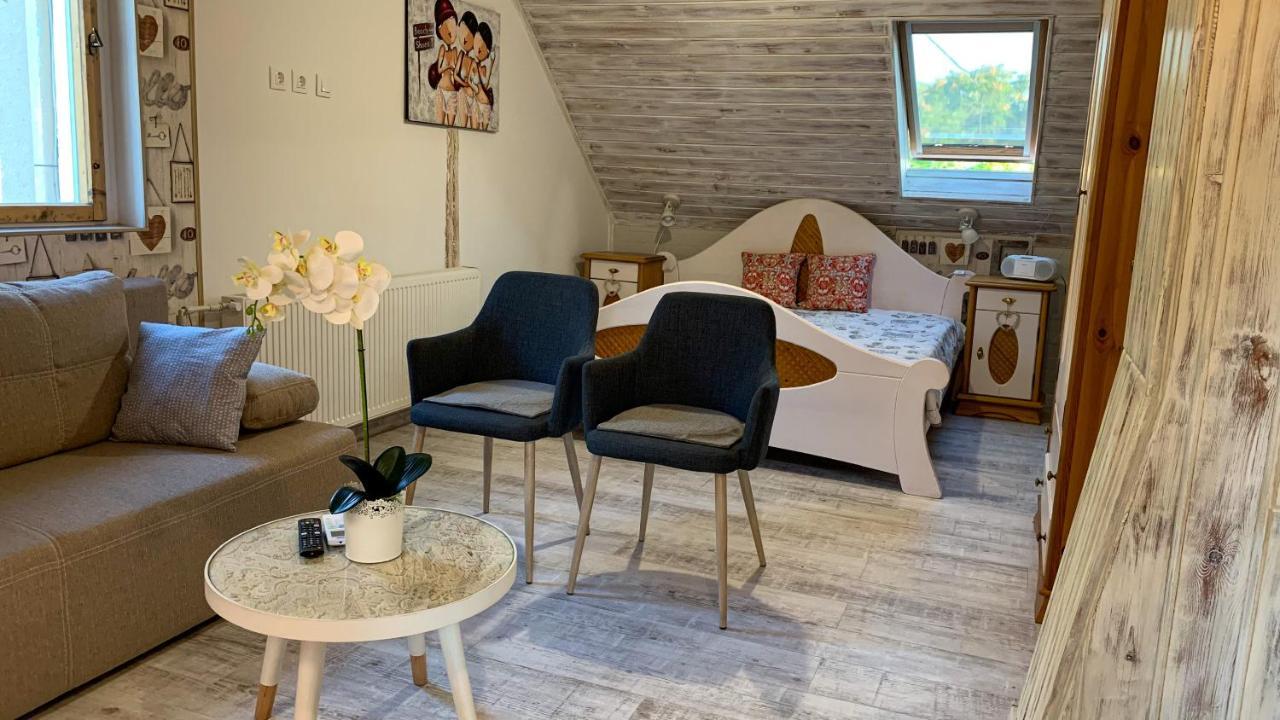 T.H.Ny Village Inn Cottage Tihany Zewnętrze zdjęcie